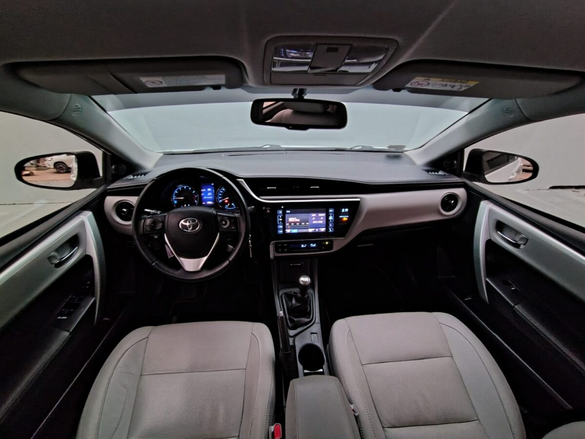 TOYOTA COROLLA XEI PACK 1.8 6M/T L/18 - Imagen 11