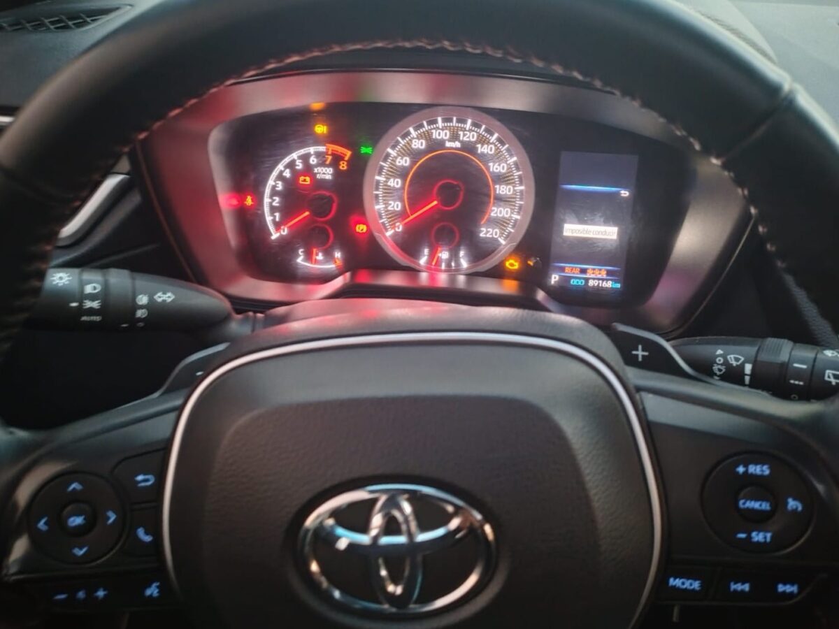 TOYOTA COROLLA CROSS XEI 2.0 CVT - Imagen 14