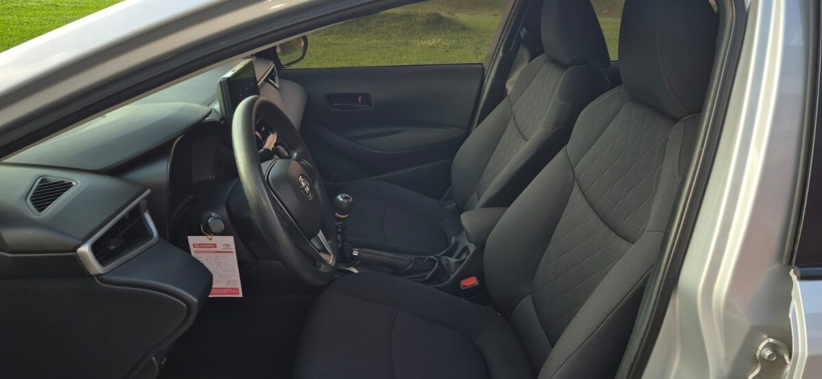 TOYOTA COROLLA 2.0 XLI MT- MY.23 - Imagen 9