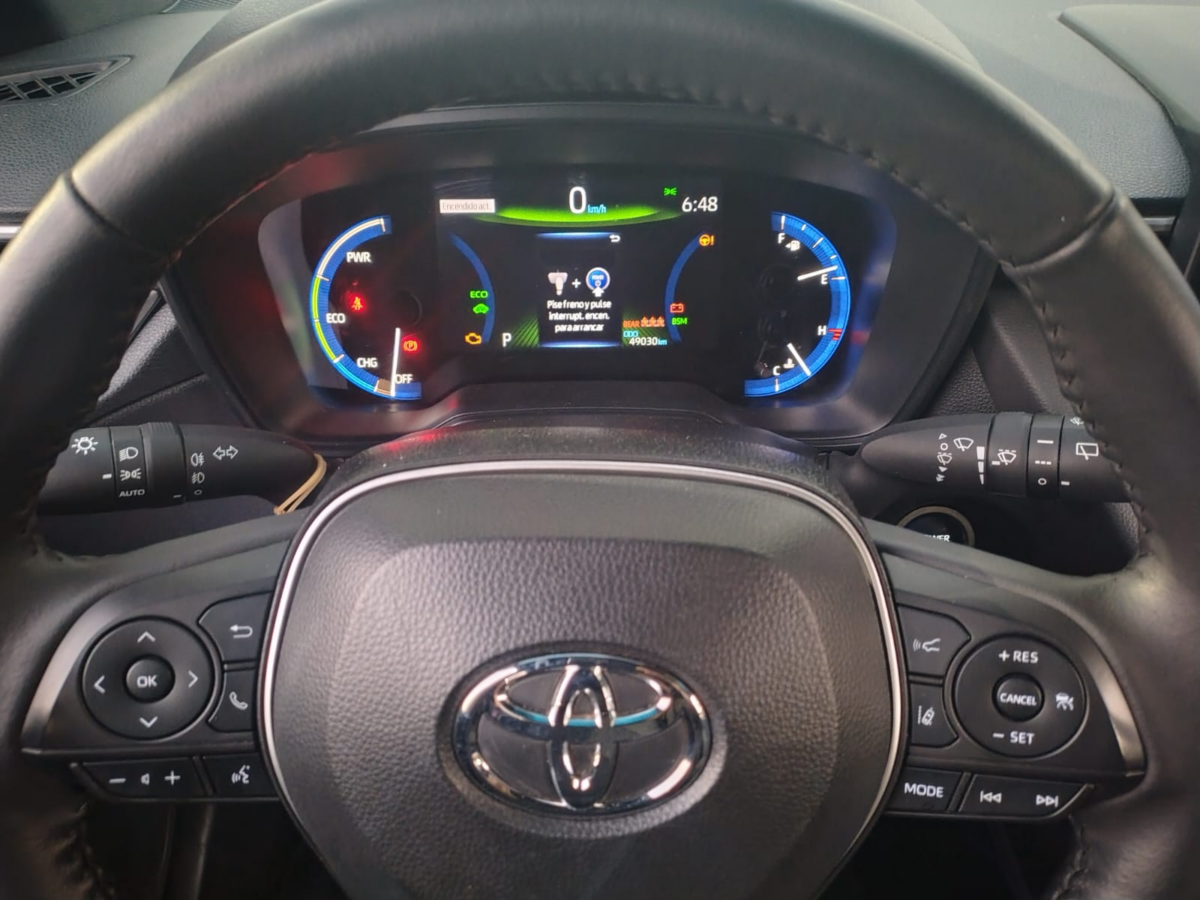 TOYOTA COROLLA CROSS XEI HEV1.8CVT.25 - Imagen 12