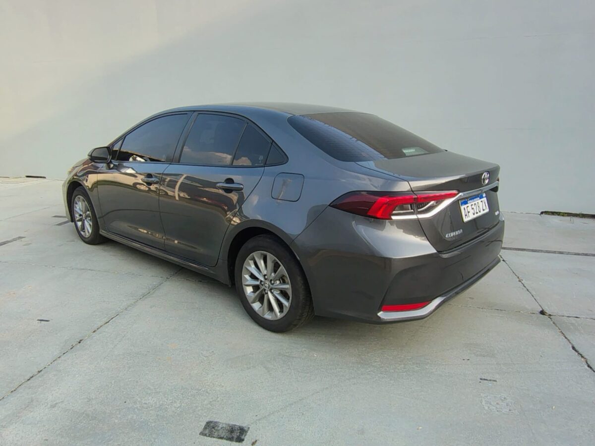 TOYOTA COROLLA 2.0 XLI CVT- MY.23 - Imagen 8