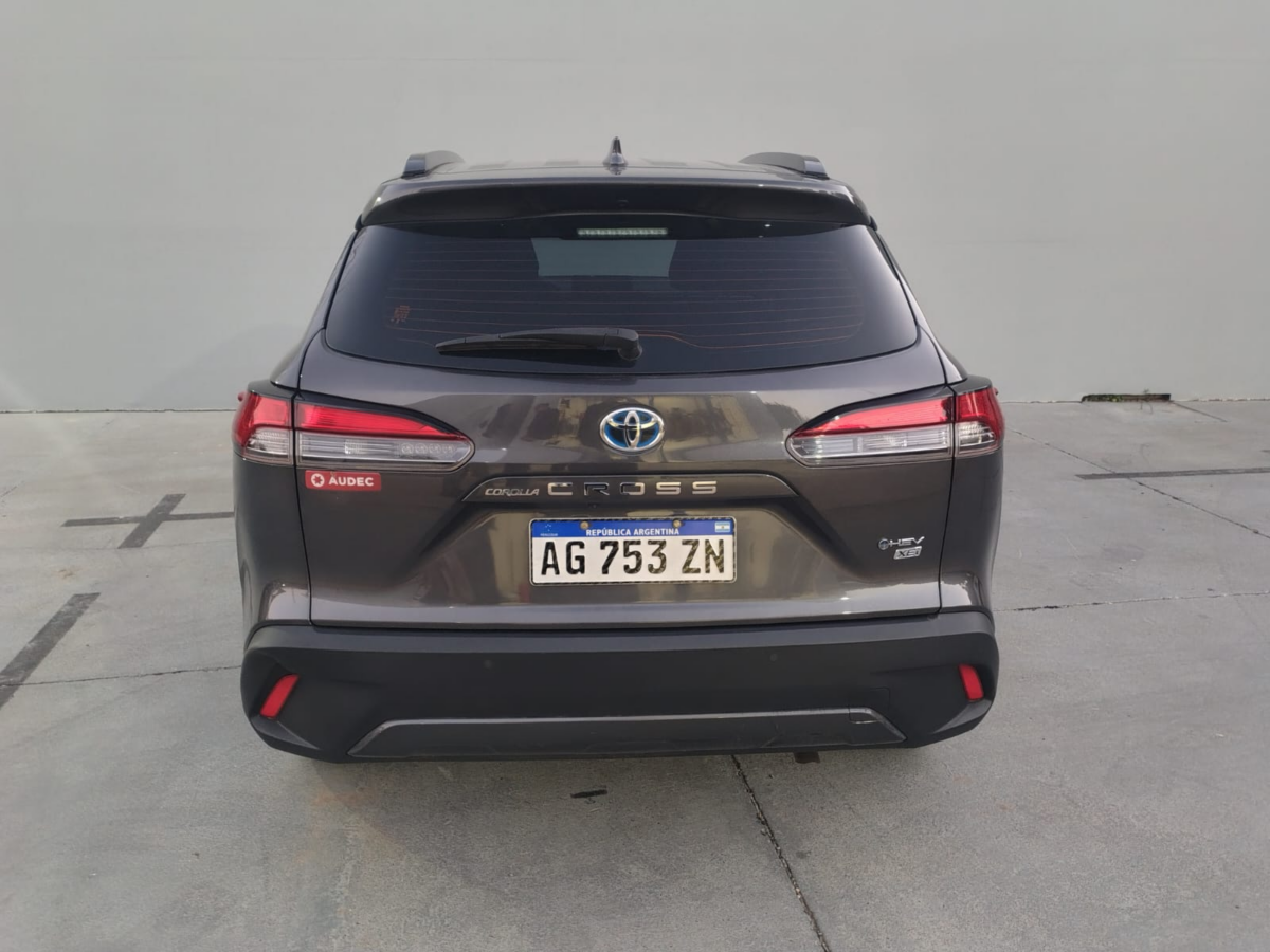 TOYOTA COROLLA CROSS XEI HEV1.8CVT.25 - Imagen 4